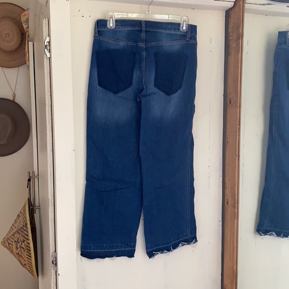 Ella Miss - Picture 3 of 6